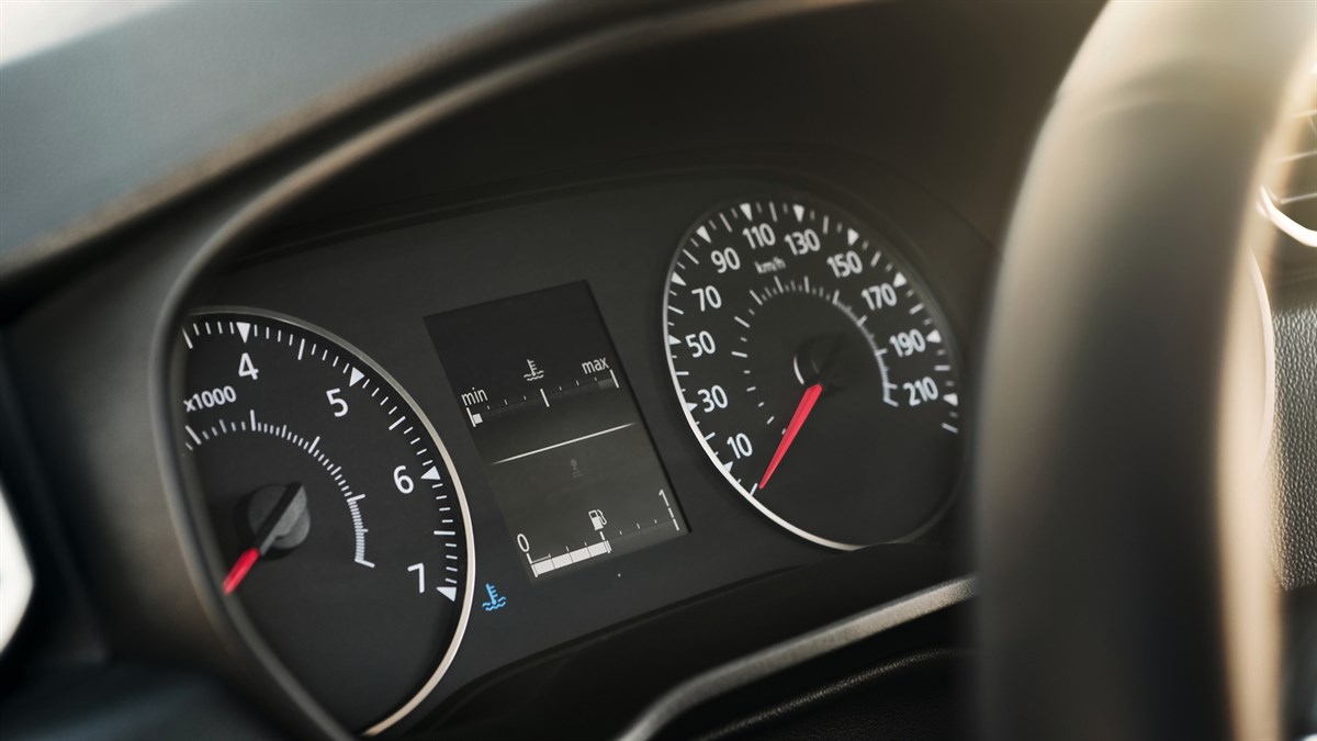 Renault DUSTER - Speedometer