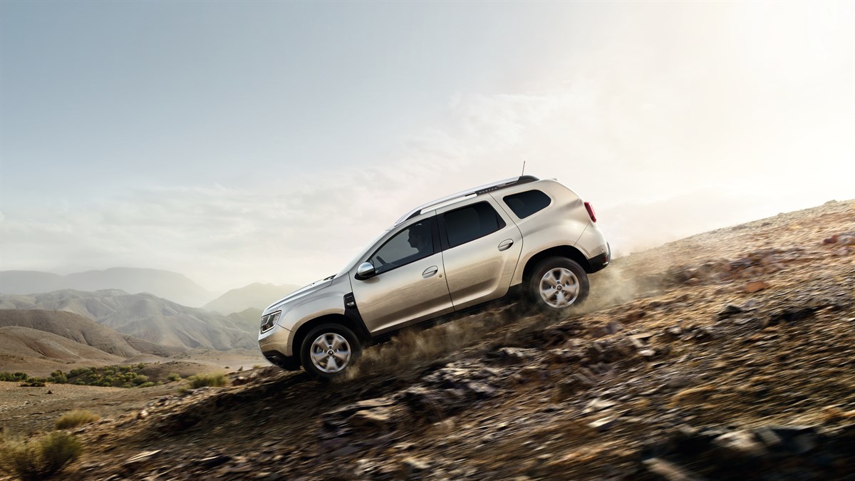Renault DUSTER - Off-road car for adventure