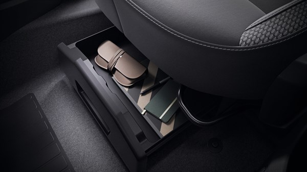 Renault DUSTER - Storage space